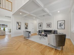 27 Poppy Lane, Levittown NY 11756