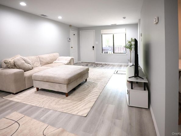 128 Sagamore Hills Drive, Port Jefferson Station NY 11776