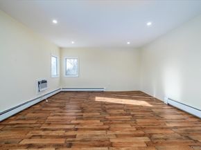 8 Patricia Court, Bethpage NY 11714