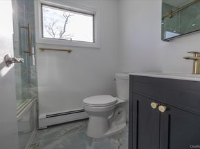 8 Patricia Court, Bethpage NY 11714