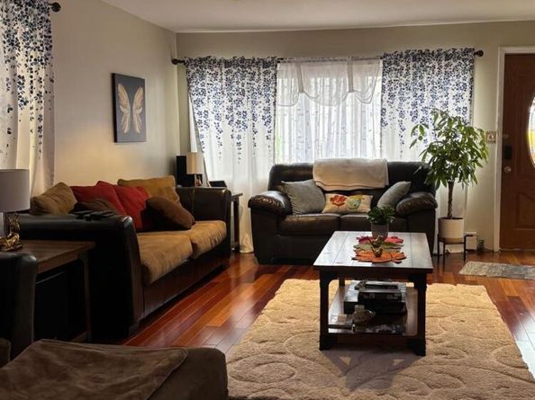 90-17 207th Street, Queens Village NY 11428