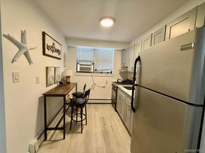 65 W Broadway 2G, Long Beach NY 11561