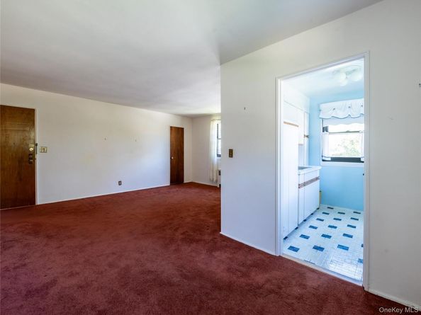 244-16 57 Drive 2nd Floor, Douglaston NY 11362