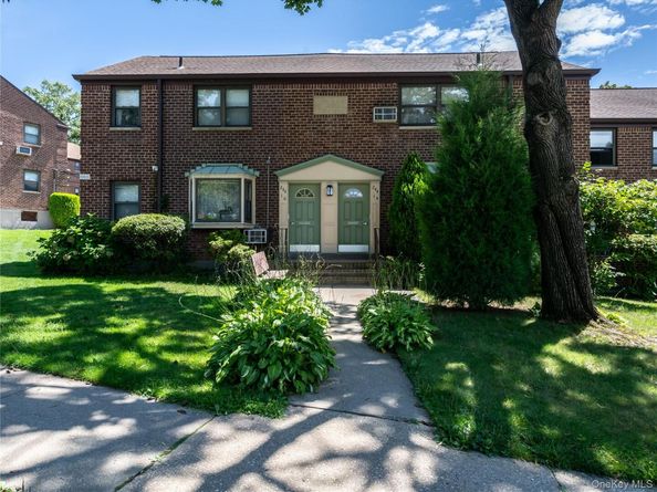 244-16 57 Drive 2nd Floor, Douglaston NY 11362