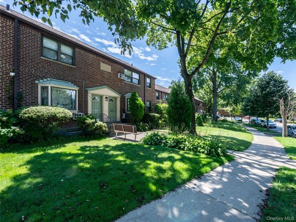 244-16 57 Drive 2nd Floor, Douglaston NY 11362