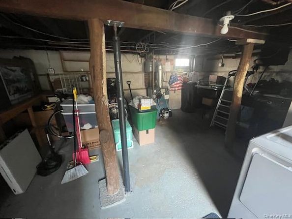 19 Carlson Lane, East Northport NY 11731