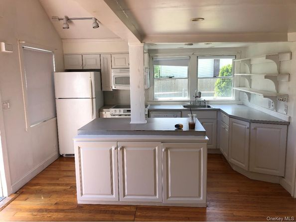 19 Carlson Lane, East Northport NY 11731