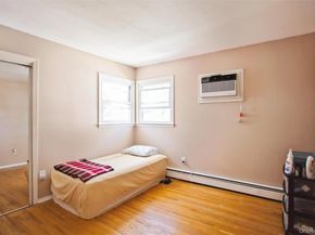 200 E Euclid Street, Valley Stream NY 11580