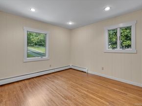 385 Salem Court, Hauppauge NY 11788