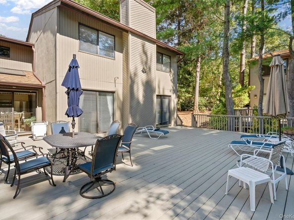 166 High Pond Drive, Jericho NY 11753
