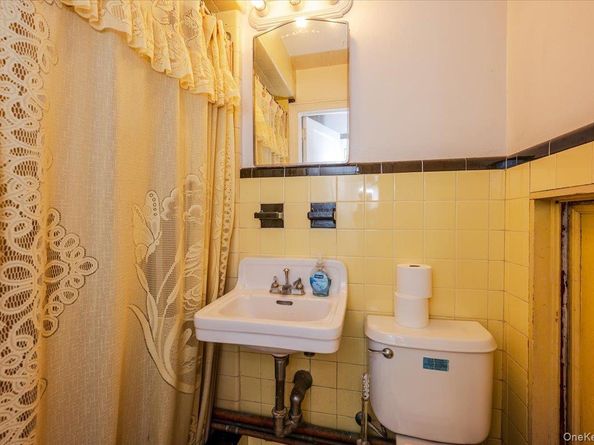 1181 Grenada Place, Bronx NY 10466