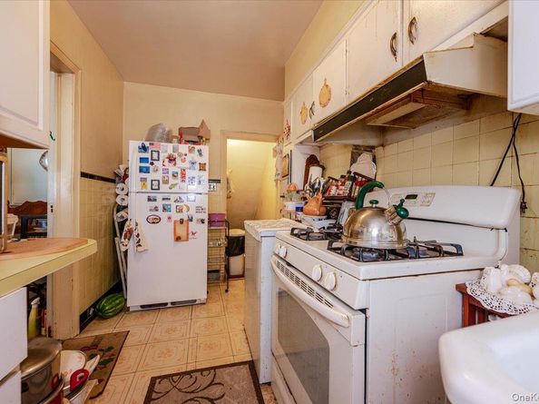 1181 Grenada Place, Bronx NY 10466