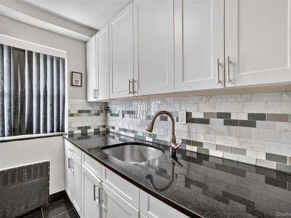 1122 Yonkers Avenue 1J, Yonkers NY 10704