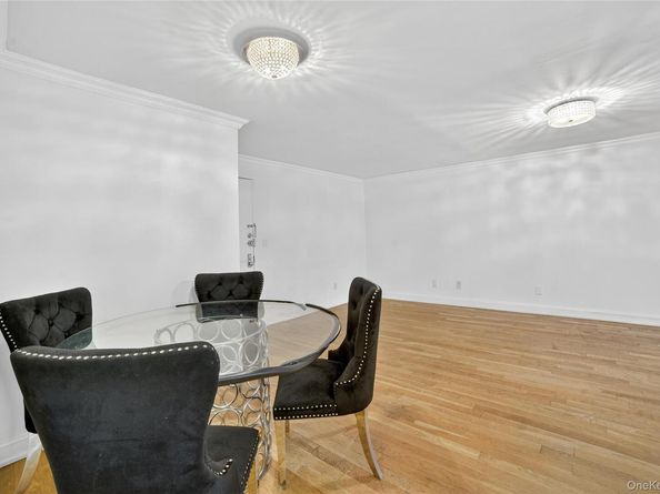 1122 Yonkers Avenue 1J, Yonkers NY 10704