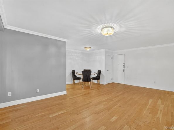 1122 Yonkers Avenue 1J, Yonkers NY 10704