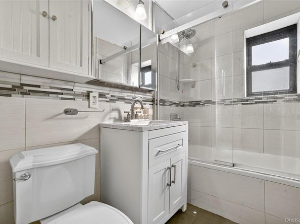 1122 Yonkers Avenue 1J, Yonkers NY 10704