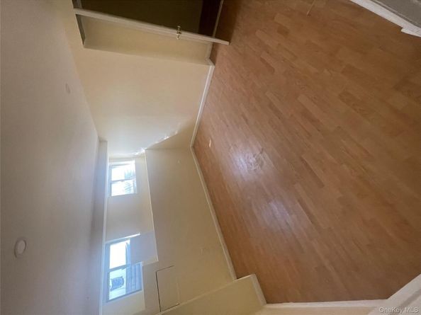 412 37th Street 1 Family, Babylon NY 11757