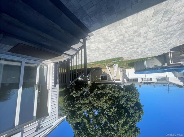 412 37th Street 1 Family, Babylon NY 11757