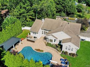 14 Daremy Lane, East Setauket NY 11733