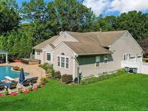 14 Daremy Lane, East Setauket NY 11733