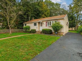 118 Coolidge Avenue, Amityville NY 11701