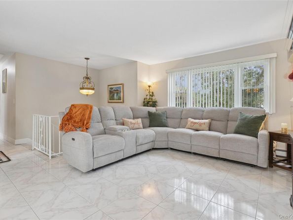 308 Browns Road, Nesconset NY 11767