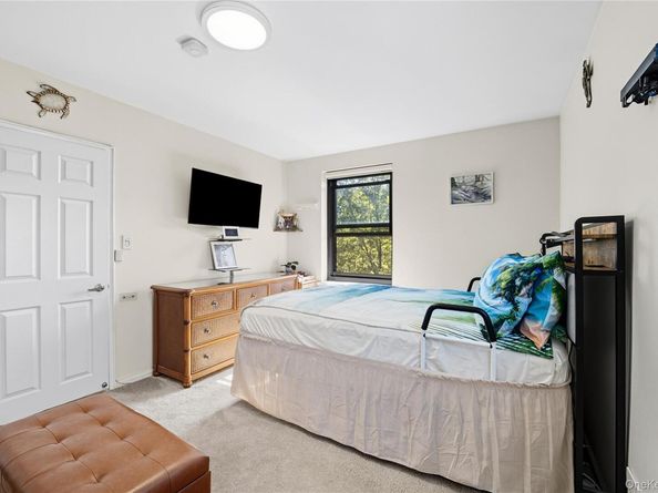 73-62 Bell Boulevard 5L, Bayside NY 11364