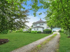 9450 Old Sound Avenue, Mattituck NY 11952