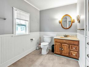 9450 Old Sound Avenue, Mattituck NY 11952