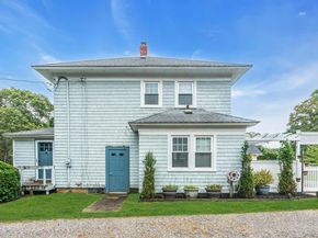 9450 Old Sound Avenue, Mattituck NY 11952