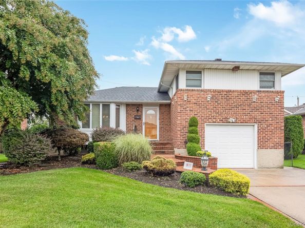 70 Norman Lane, Levittown NY 11756