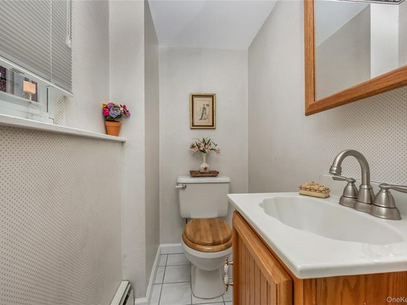 70 Norman Lane, Levittown NY 11756