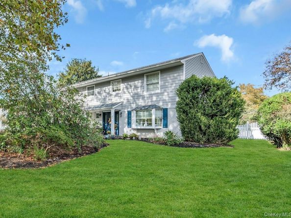 31 Sioux Drive, Commack NY 11725
