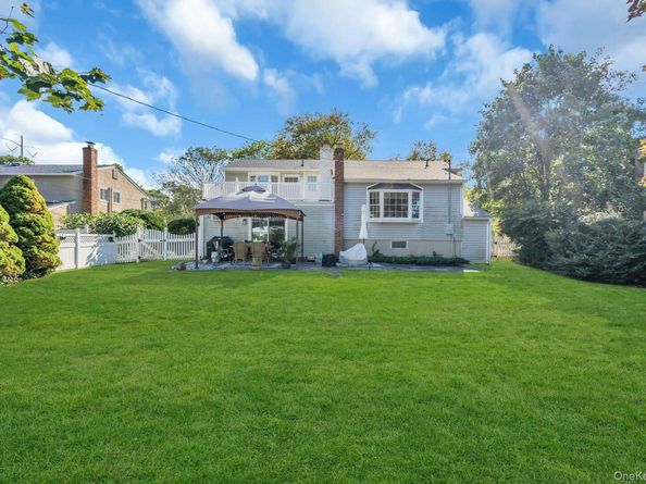 31 Sioux Drive, Commack NY 11725