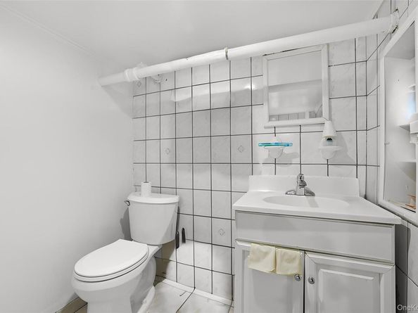 261 Edwards Place, Yonkers NY 10703
