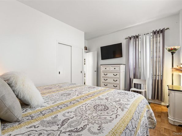 3 Fordham Hill Oval 3C, Bronx NY 10468
