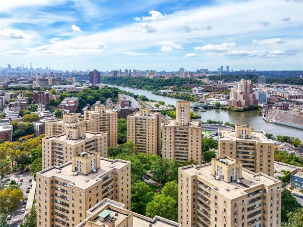 3 Fordham Hill Oval 3C, Bronx NY 10468