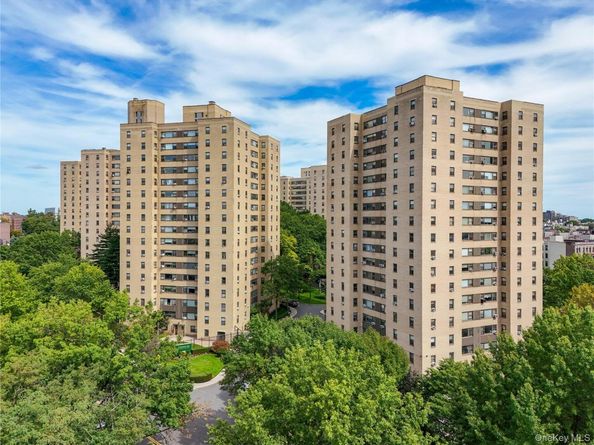 3 Fordham Hill Oval 3C, Bronx NY 10468