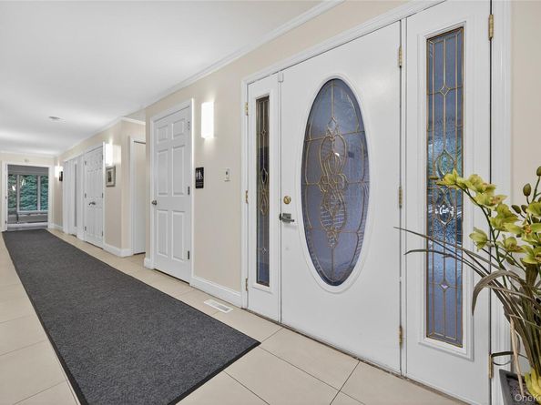 634 Park Avenue, Huntington NY 11743