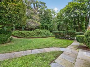 634 Park Avenue, Huntington NY 11743