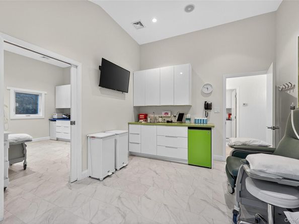 634 Park Avenue, Huntington NY 11743