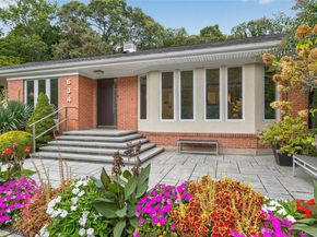 634 Park Avenue, Huntington NY 11743