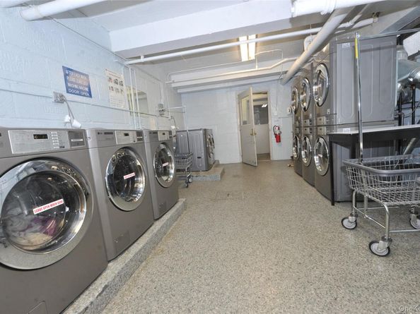 202-35 Foothill Avenue B24, Hollis NY 11423