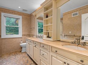 532 E Shore Road, Great Neck NY 11024