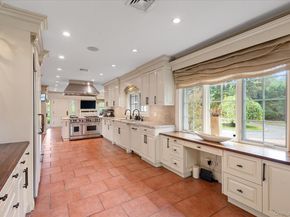 532 E Shore Road, Great Neck NY 11024