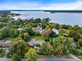532 E Shore Road, Great Neck NY 11024