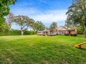 532 E Shore Road, Great Neck NY 11024