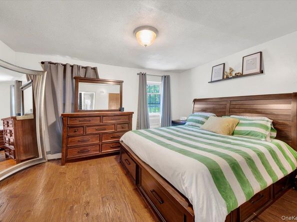 4153 Gunther Avenue, Bronx NY 10466