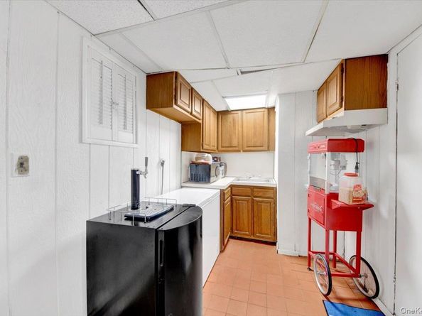 4153 Gunther Avenue, Bronx NY 10466