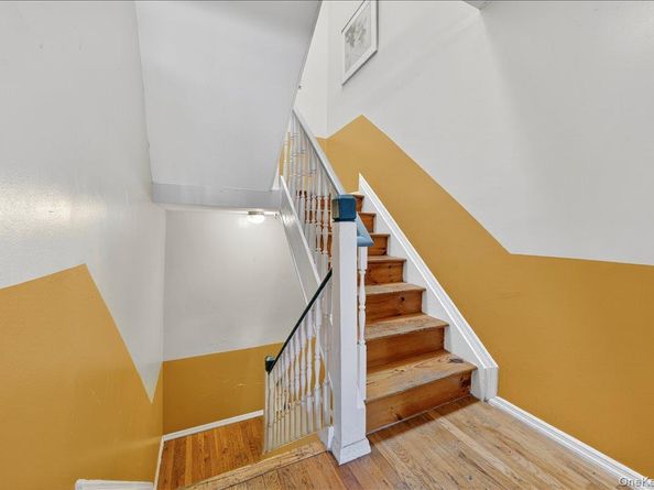 850 E 214th Street, Bronx NY 10467